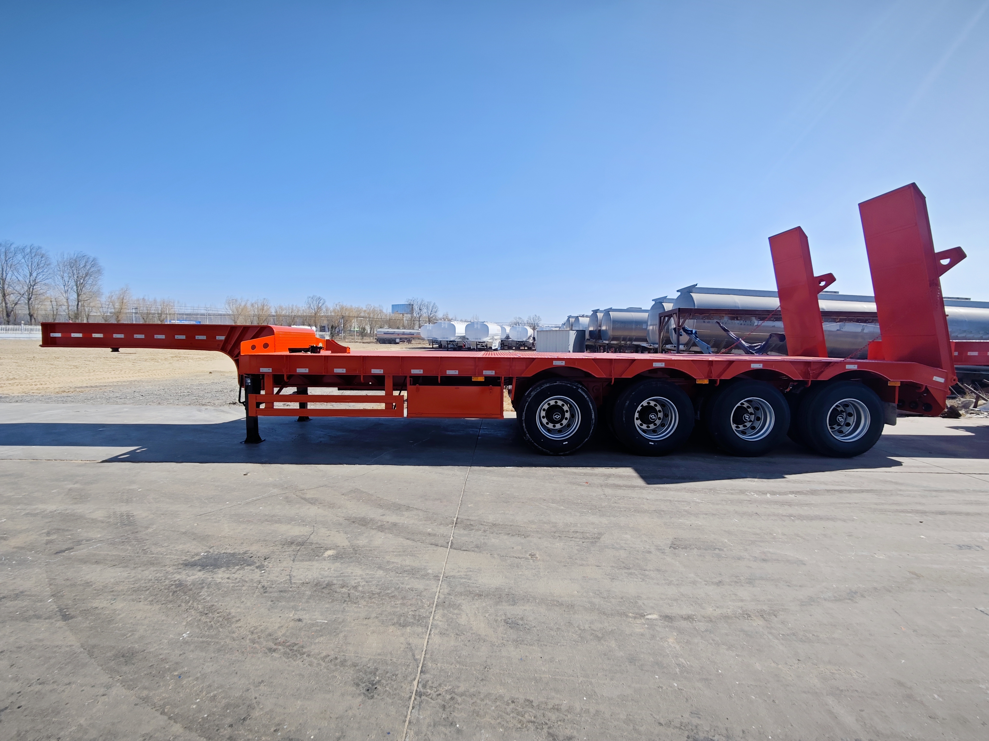 Derun low-bed trailer kopt naar Kenia, het stimuleren van lokale logistiek