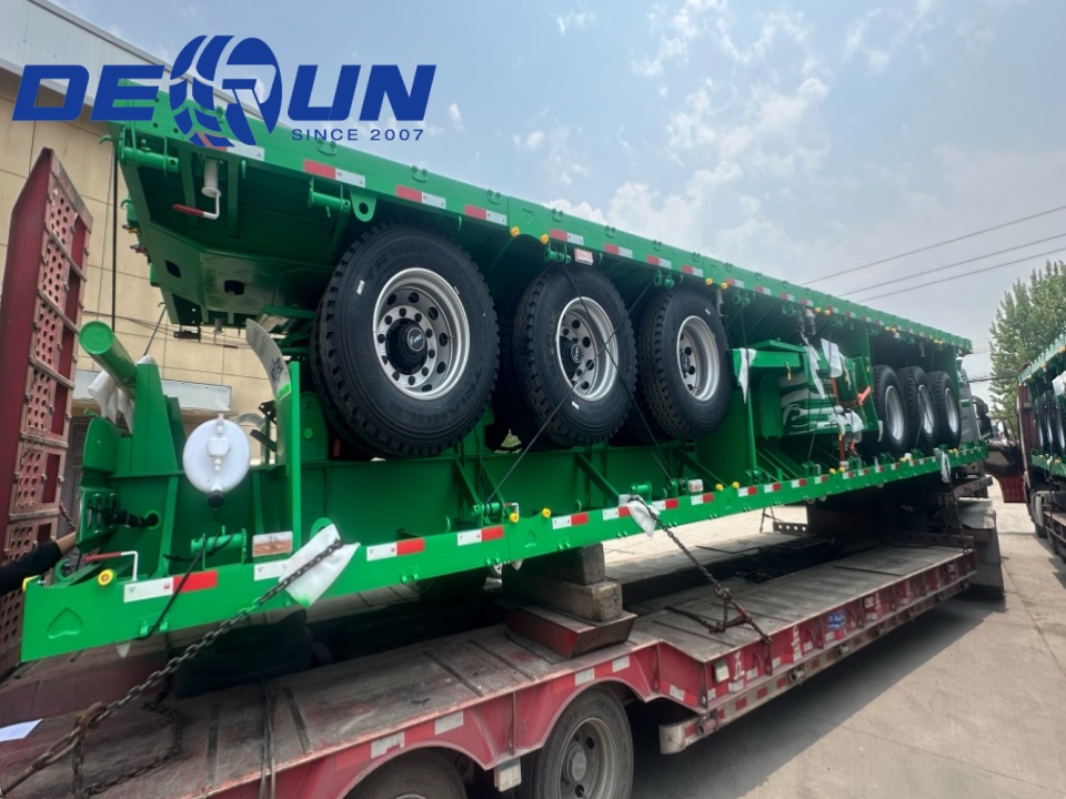 Derun 4 eenheden Tri-Axle Cargo Dropside Semi Trailer is naar Algerije gestuurd