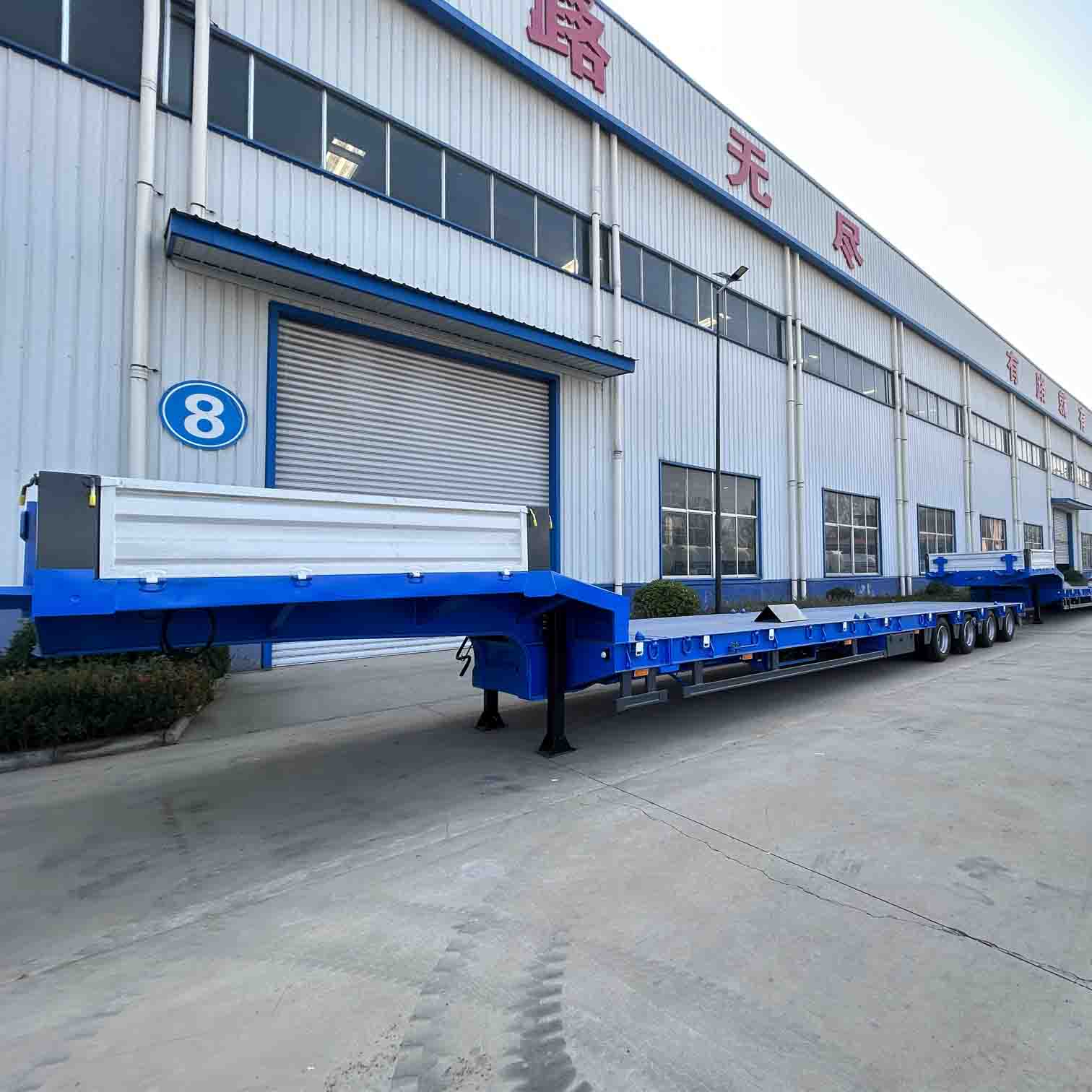 Derun vierassige semi-oplegger met een laag bed ontworpen voor Russisch