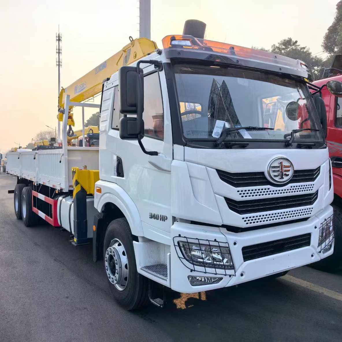 FAW J6P 6X4 350 pk kraanwagen