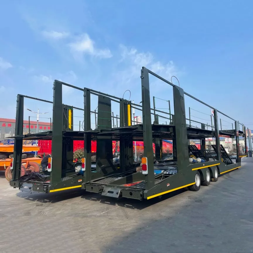 Aanhangwagen voor autotransporter met drie assen